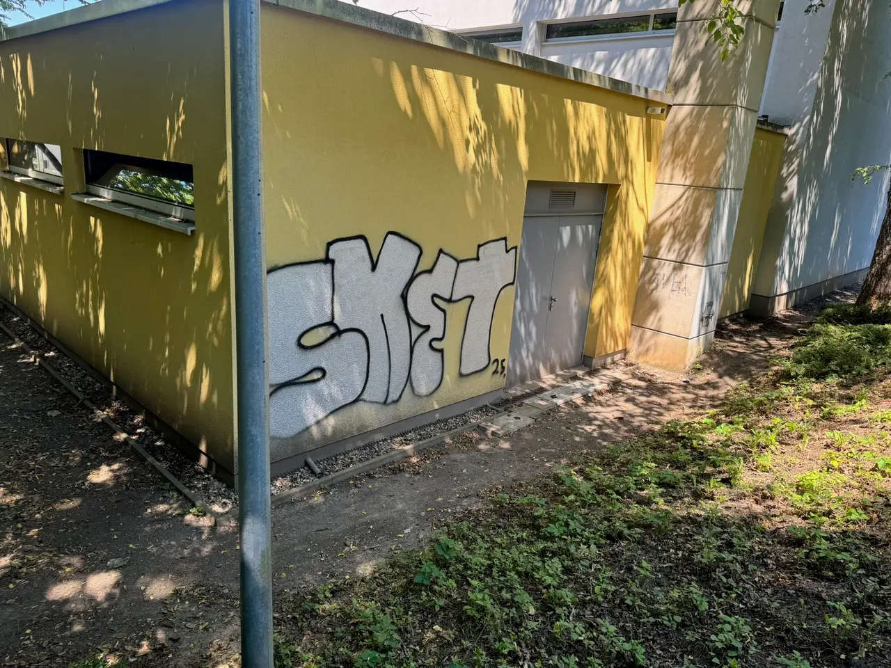 Graffitientfernung und Graffitischutz in Südbaden, echtes Projektfoto von Malerfachbetrieb Zimmermann