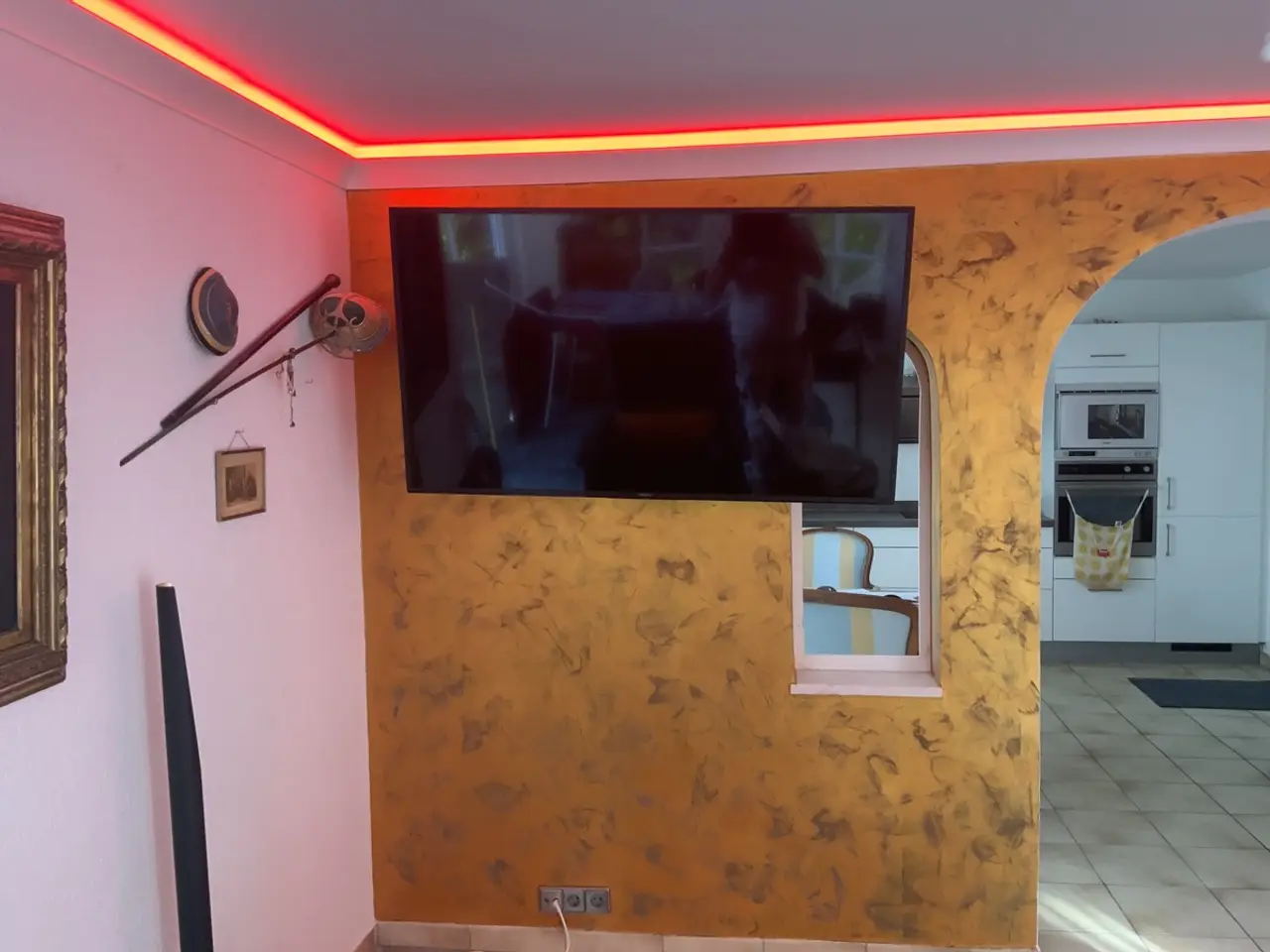 Zierprofile und LED-Licht in Südbaden, echtes Projekt von Malerfachbetrieb Zimmermann